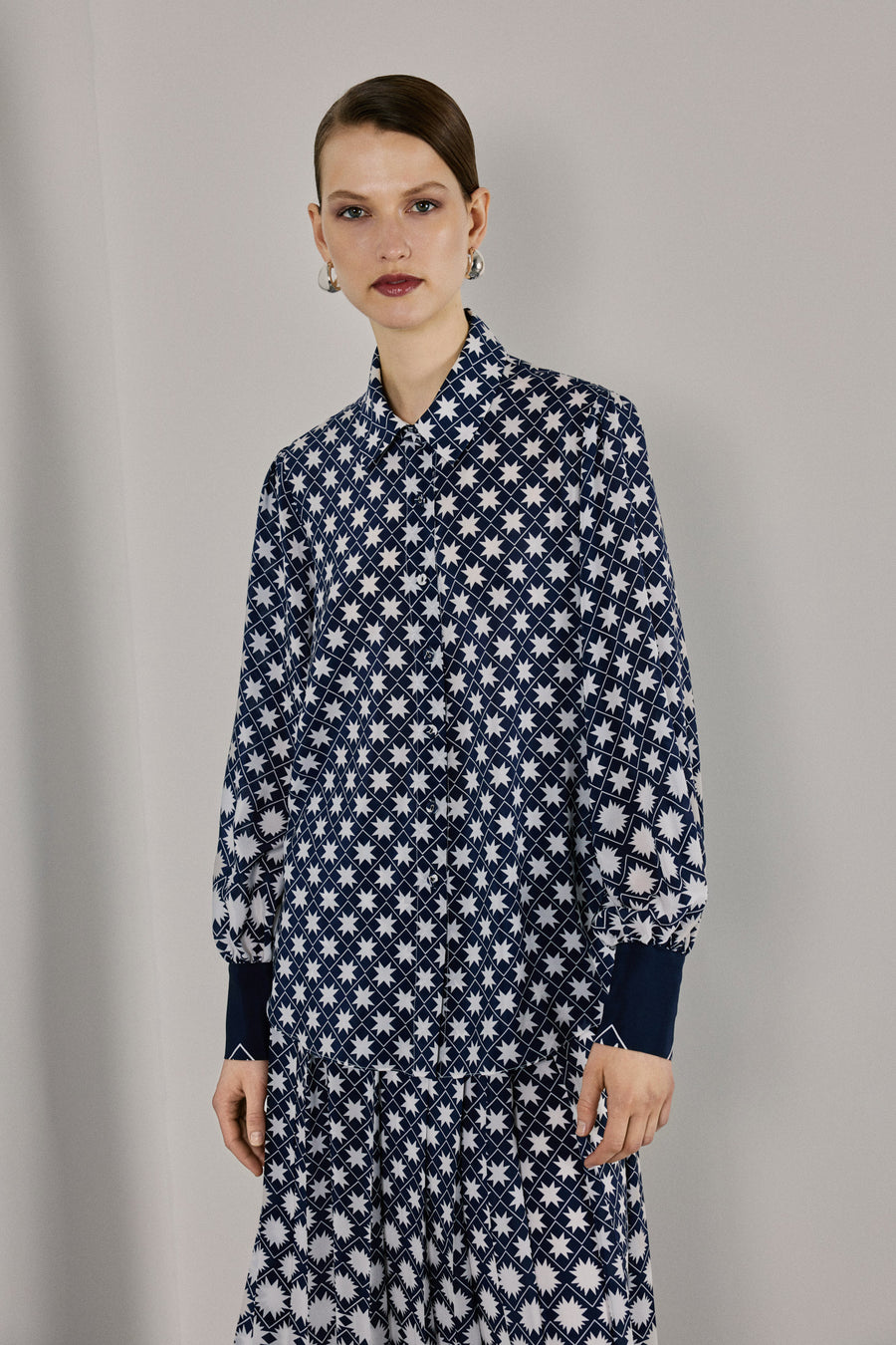 Luna Silk Shirt | Navy & White