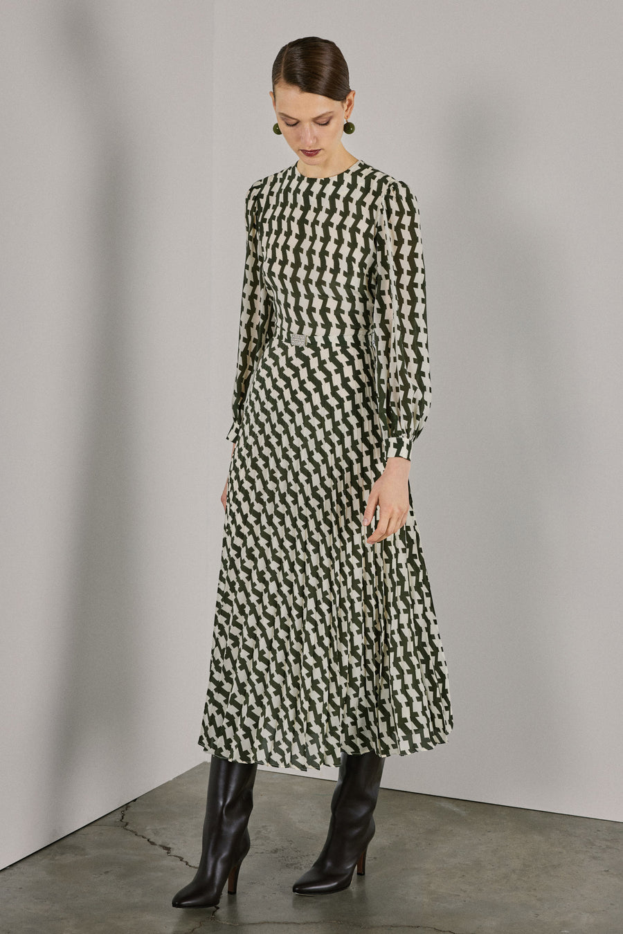 Bella Pleated Silk Dress | Khaki & White