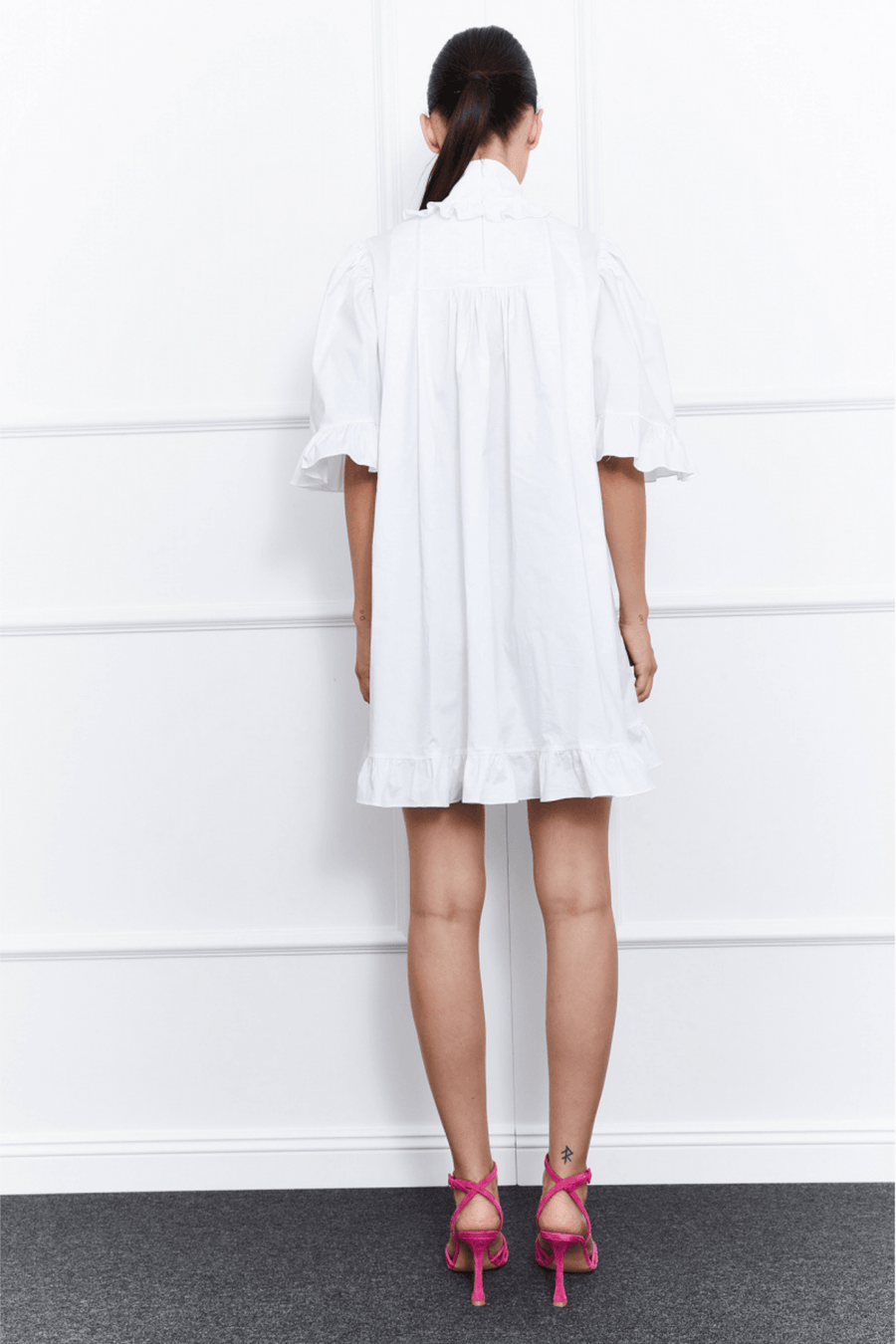 Lulu Dress (White) - Mergim