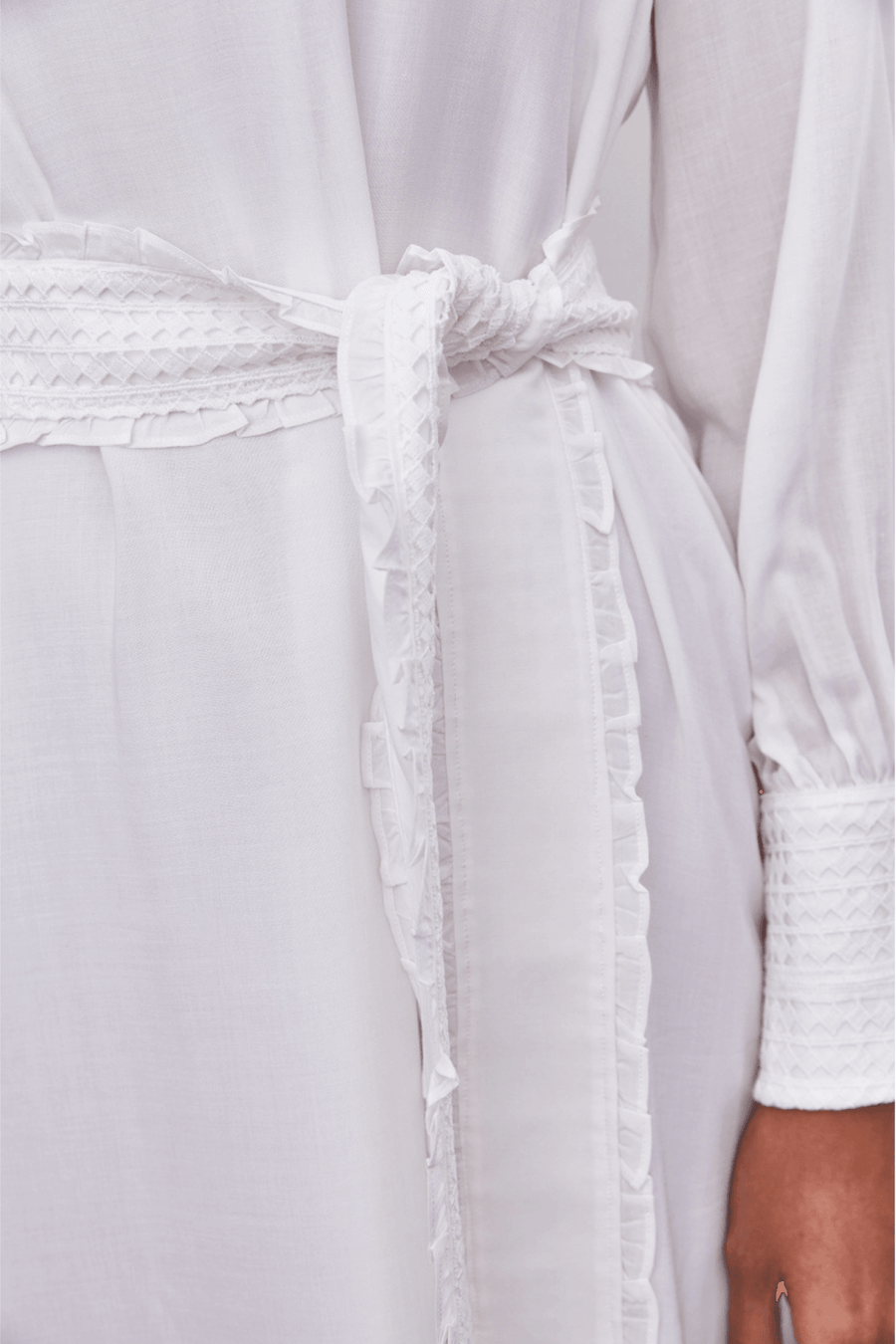 Blaire Maxi Dress (White I) - Mergim